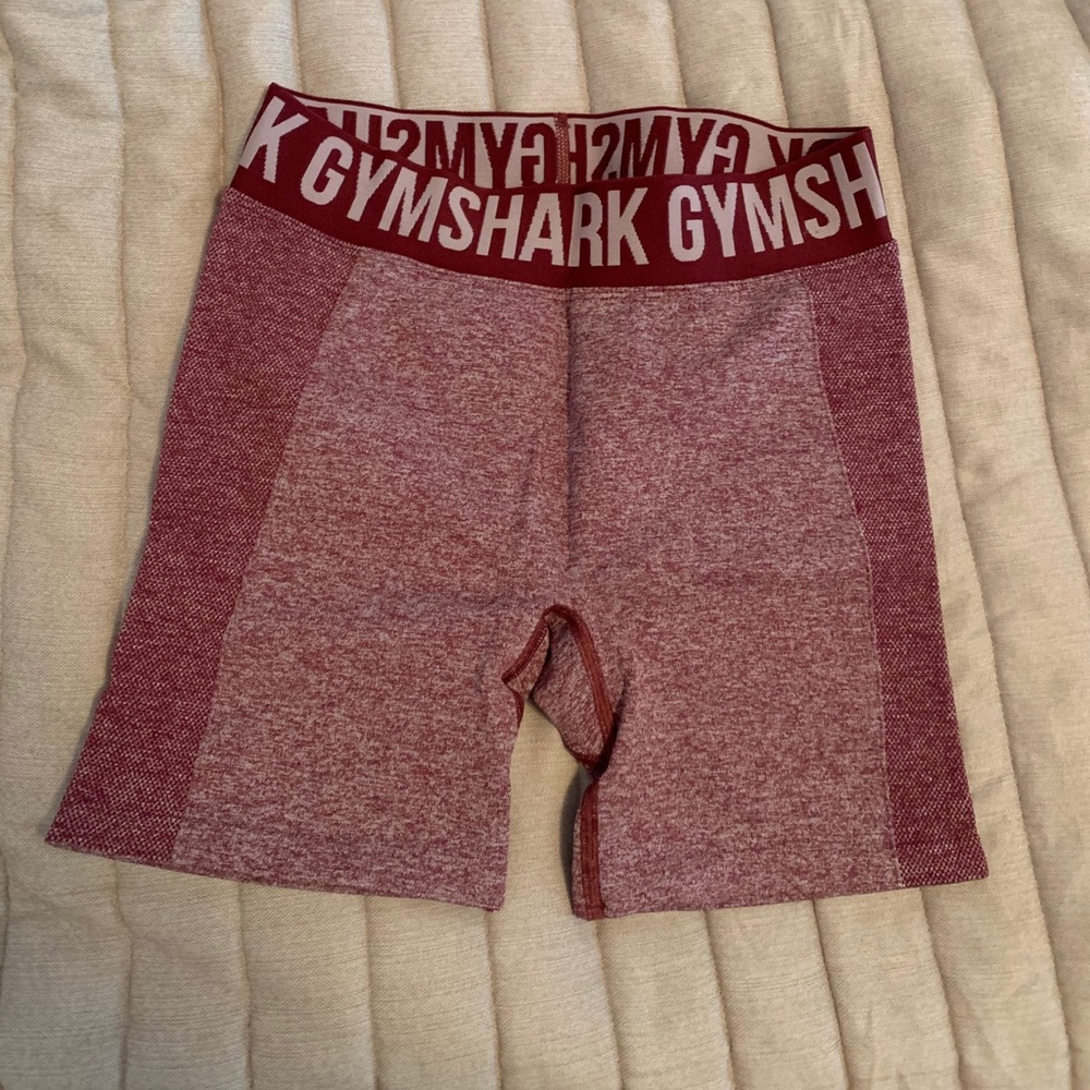 Gymshark Flex Shorts in Claret Marl/Pink
